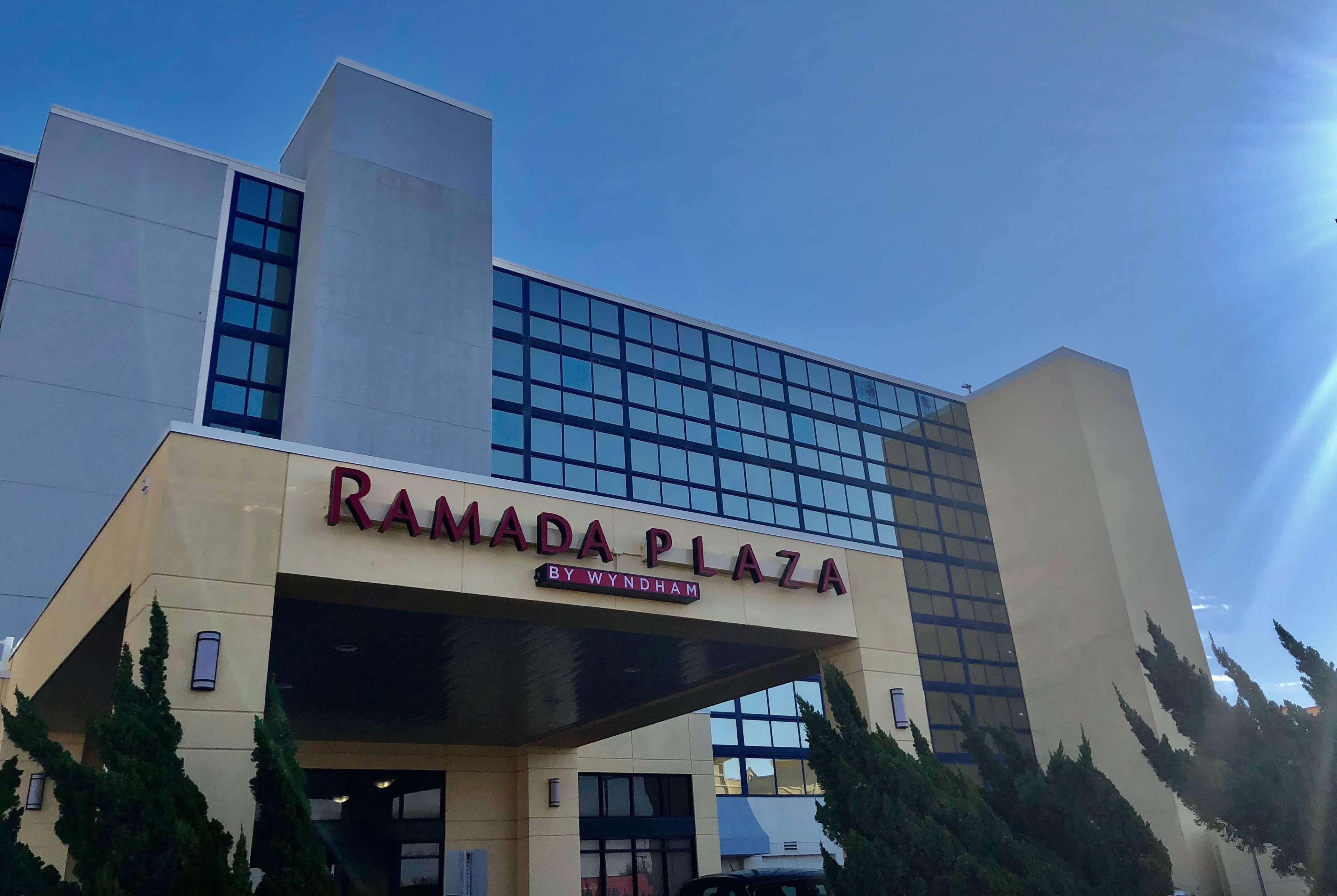 Ramada By Wyndham Βιρτζίνια Μπιτς Εξωτερικό φωτογραφία